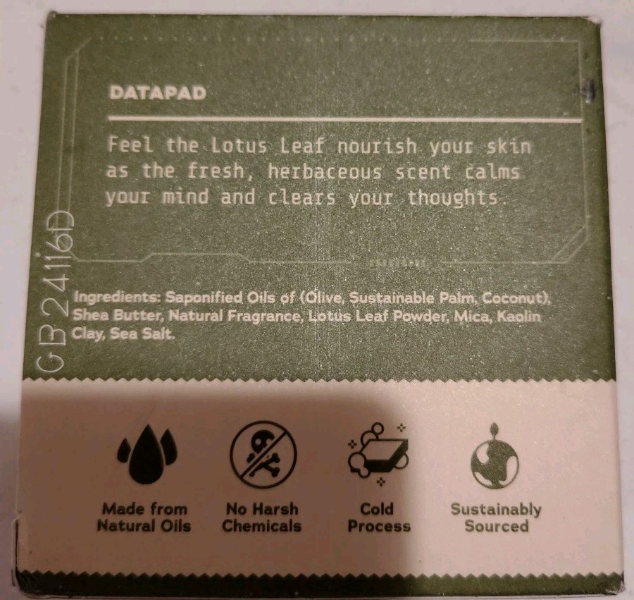 Dr SQUATCH WISDOM WASH and Dark Side SCRUB 2 Briccs. Yoda And Darth! Smells WOW