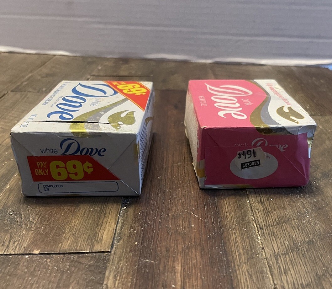 (2) Vintage Dove Beauty Bar Soap 3.5 Oz Pink & White *New Old Stock /NOS* Prop