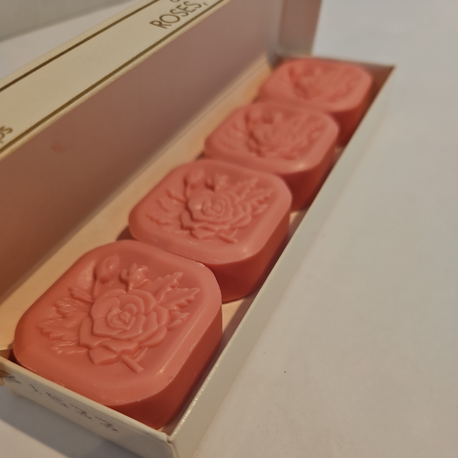VTG 1983 Avon Roses, Roses floral boxed soap 1 oz each (4pk bundle 4 oz) NIB