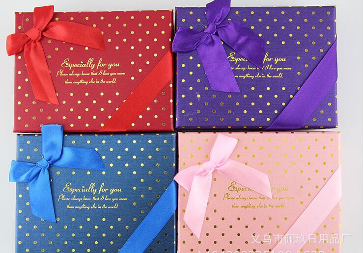 Romantic 6Pcs Scented Soap Rose Flower Petal With i love you bear Valentine Gift