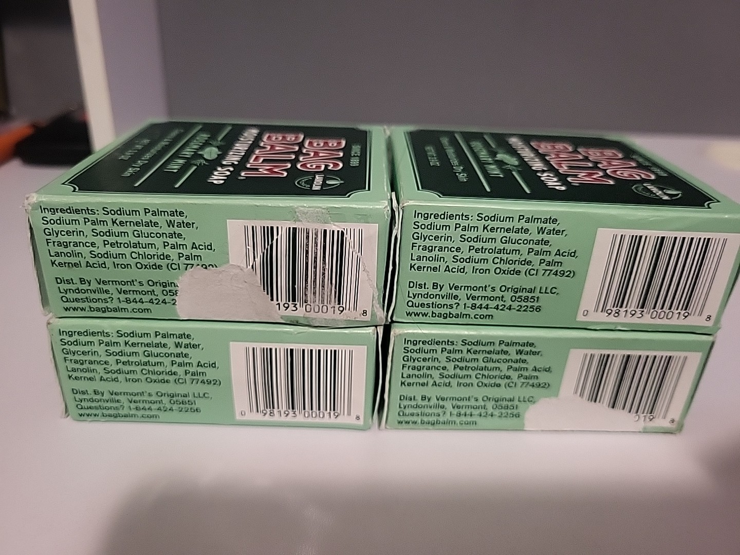 Bag Balm Vermont’s Original Exfoliating Soap Bar, Body Soap Bars, Hand Soap Bar