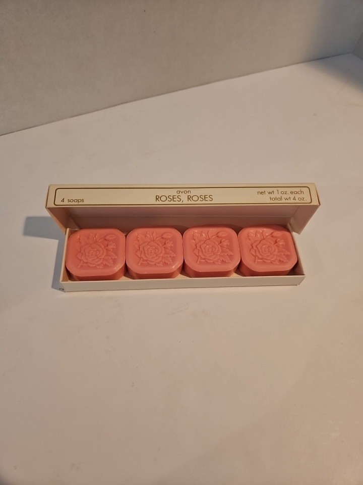 VTG 1983 Avon Roses, Roses floral boxed soap 1 oz each (4pk bundle 4 oz) NIB