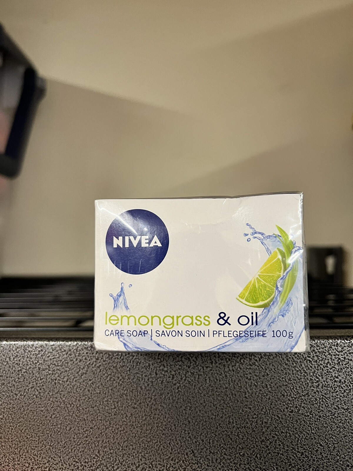 NIVEA Cream Soap Lemongrass & Oil 100g , Soft and Tender Skin 6 Pack