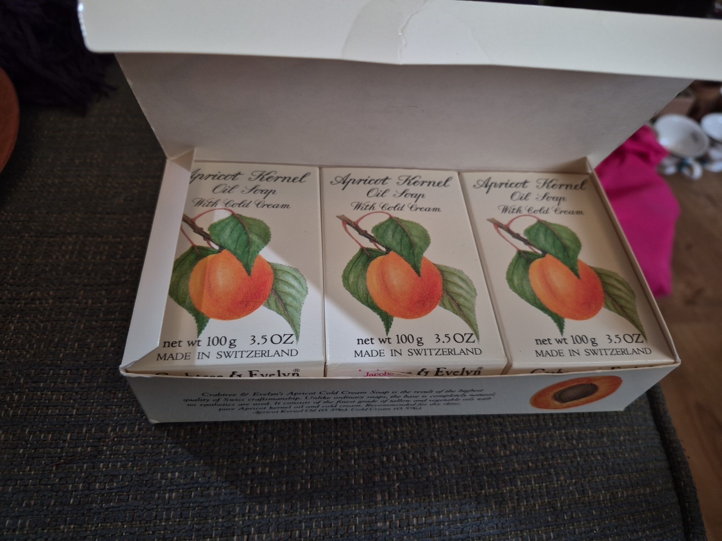 Title: Vintage Crabtree & Evelyn Apricot Kernel Oil Soap Set 3 x 100g 3.5oz…