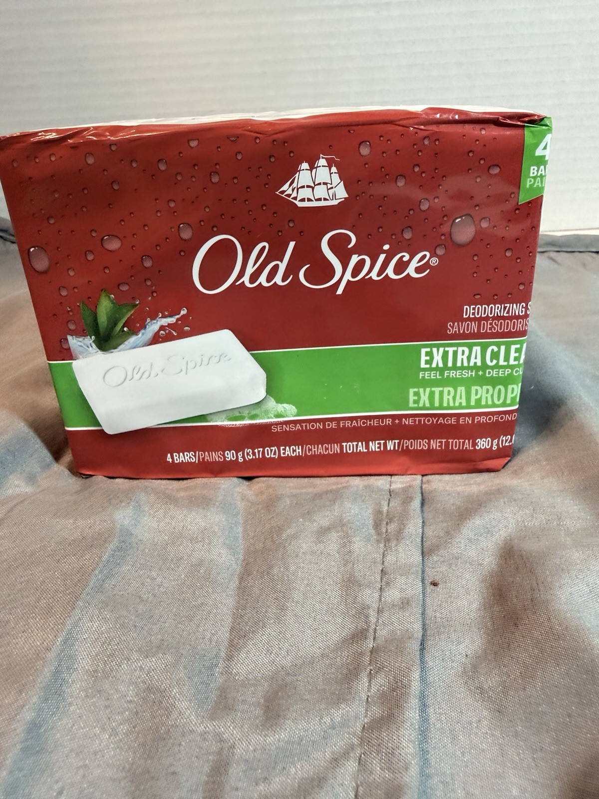 Old Spice Deodorizing Bar Soap Extra Clean Fresh & Deep Clean 3.17 oz. 4 Bars