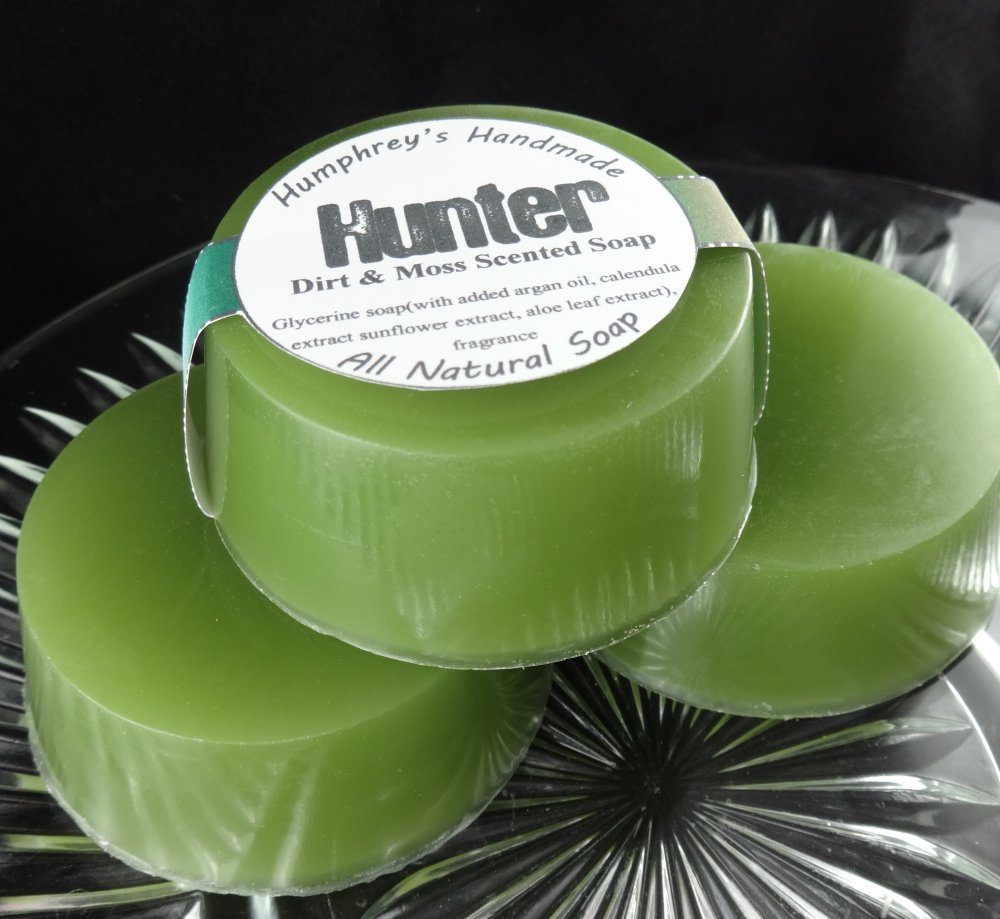 HUNTER Dirt and Moss Scented Men’s Shave Soap Beard Wash, Glycerin Bar Deer