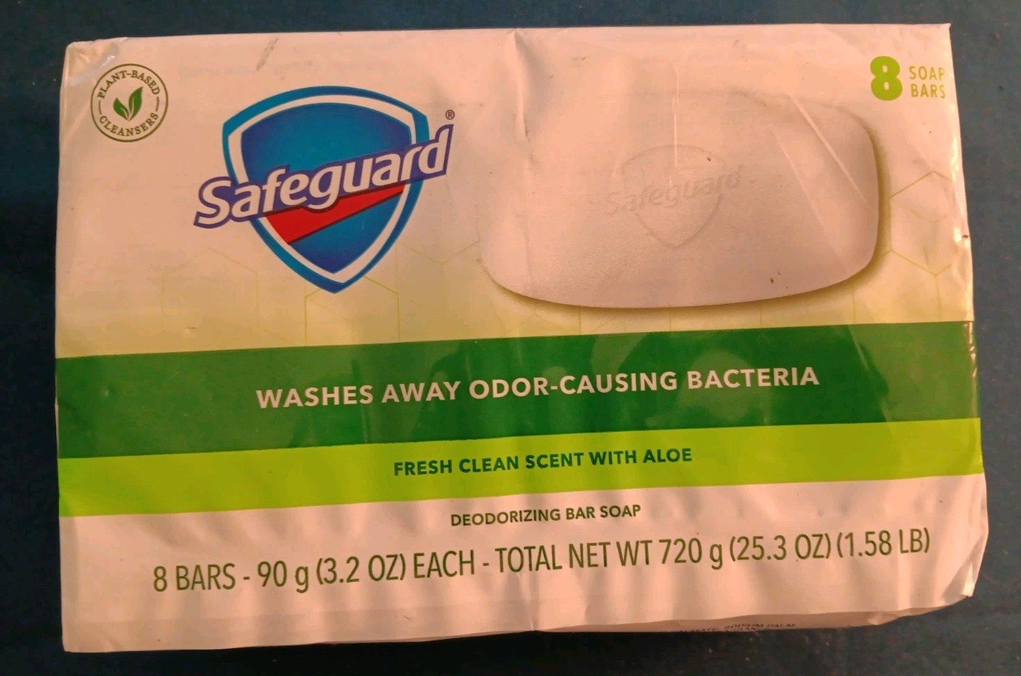 Safeguard Bath Bar Soap, Fresh Clean Scent with Aloe, 3.2 oz (8 Count) (C065)