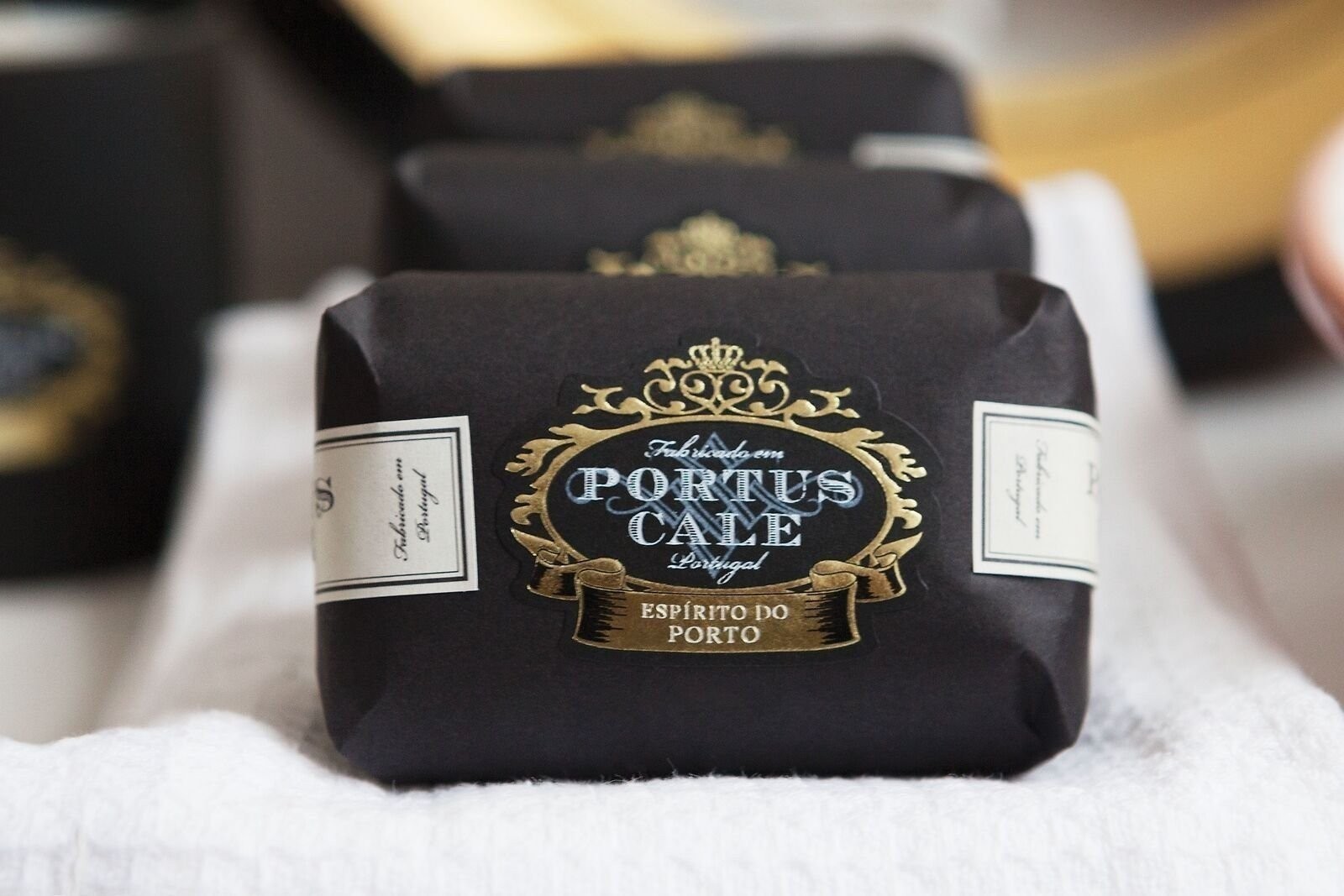 Portus Cale Ruby Red 150g Exfoliating Luxury Soap Bar Paper Wrapped with…