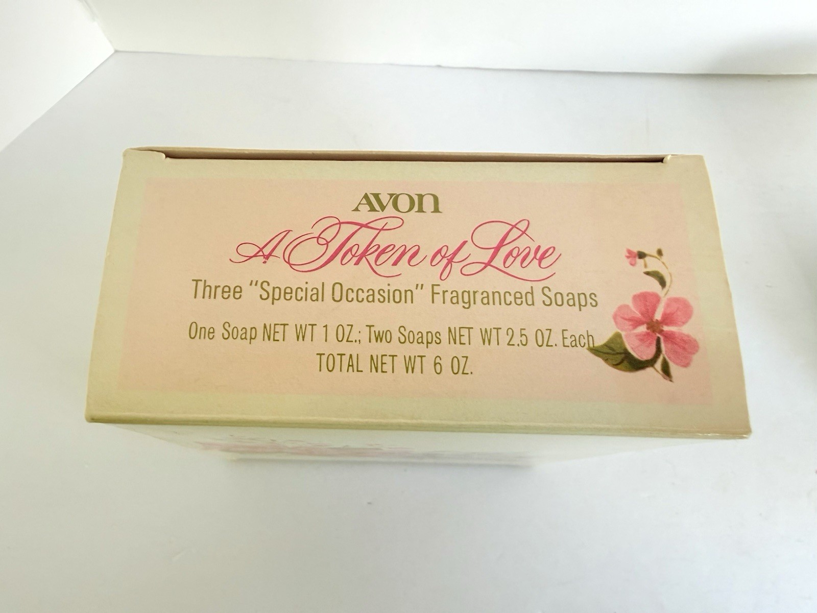 Vintage Avon Soaps Lot – Nesting Heart love Soaps & 2 Garden Floral Soaps – NEW