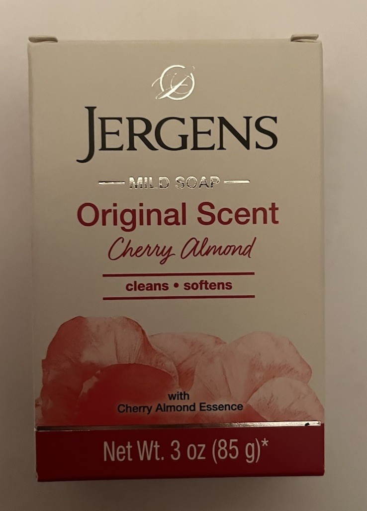 Lot of 12 JERGENS Mild Bar Soap Cherry Almond Original Scent 3 oz.