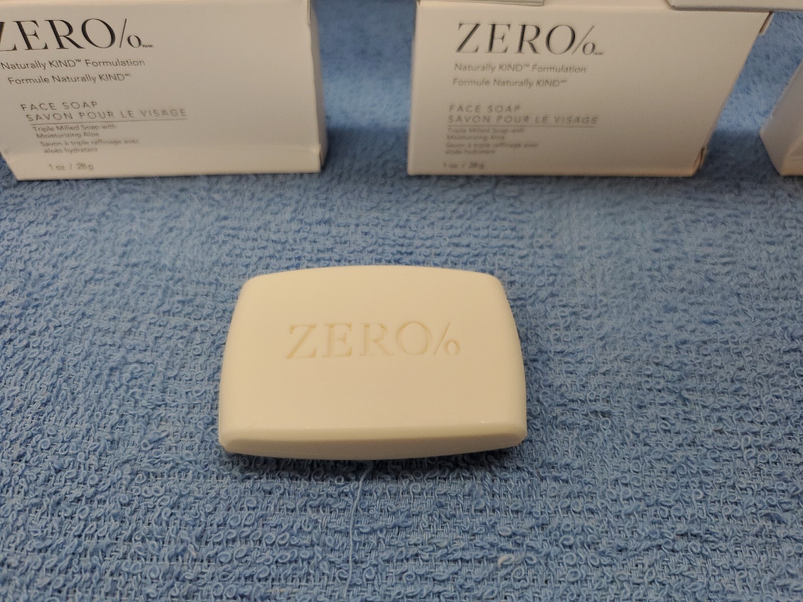 10 PACK ZERO% Gilchrist & Soames 1oz Naturally KIND Face Soap Triple Milled Aloe