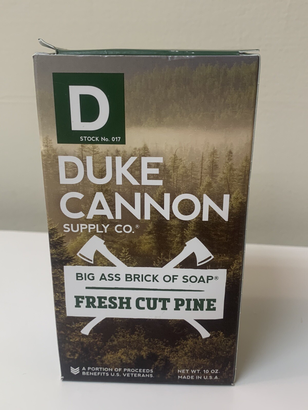 NEW Duke Cannon Big Ass Brick Of Soap Fresh Cut Pine 10 oz Mens Grooming USA