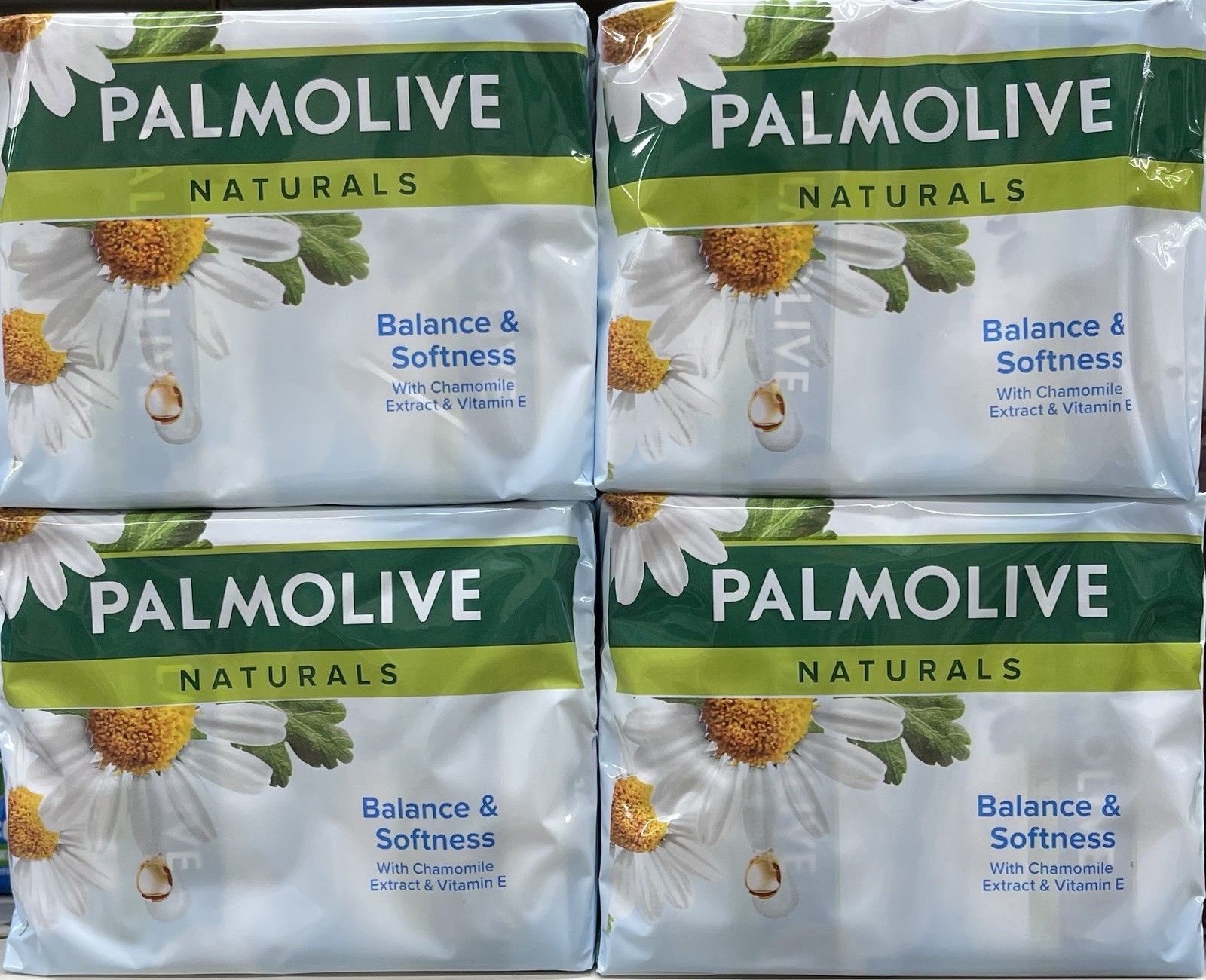 16 Pcs Palmolive Naturals Balance & Softness,Chamomile Extract & Vitamin E 90g