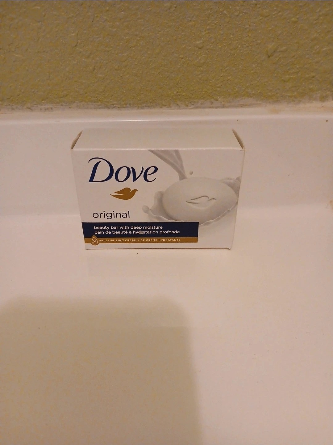 Dove Original Deep Moisture Beauty Cream Bar Soap Multipack, 6 x 90g