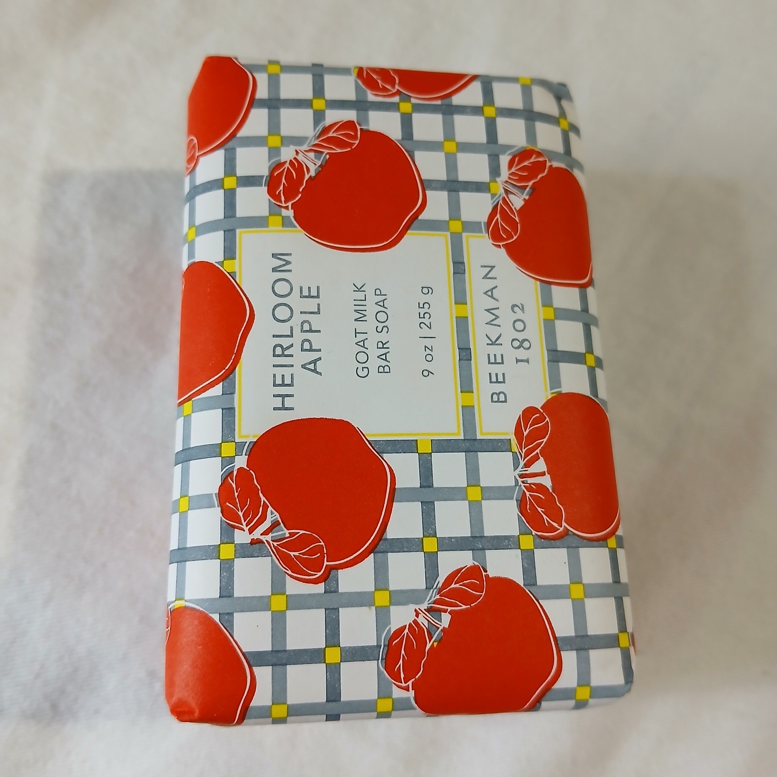 Beekman 1802 HEIRLOOM APPLE 9 oz goat milk soap made in the USA NEW