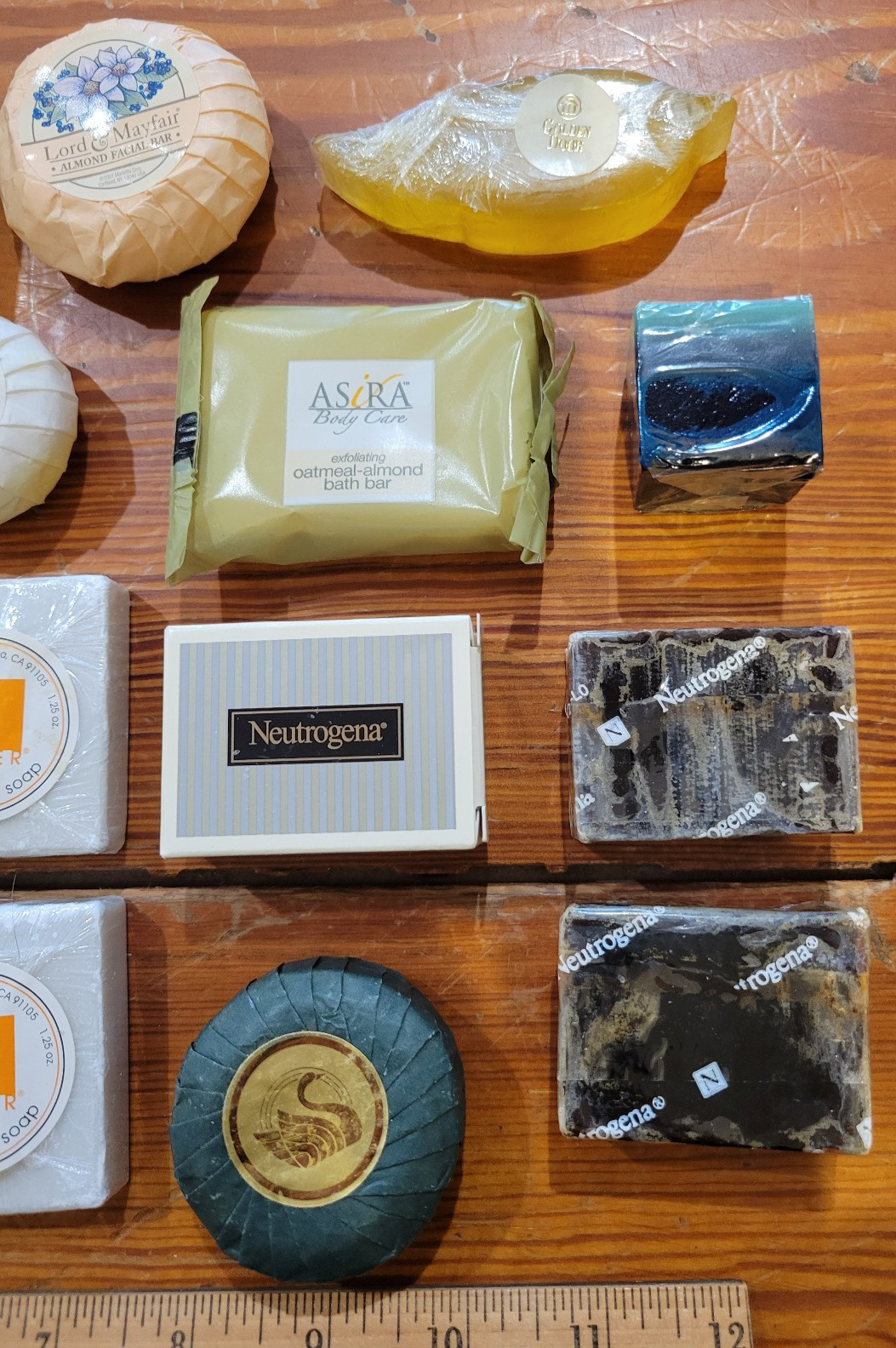 Lot of 18 Soap Bar Bath Face Yardley Asira Crabtree & Evelyn Lather Neutrogena