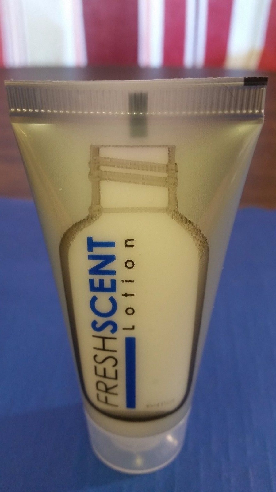 (FOUR BOTTLES) HAND & BODY LOTION TUBES 1 oz FRESH SCENT TRAVEL SIZE/MOTEL SIZE