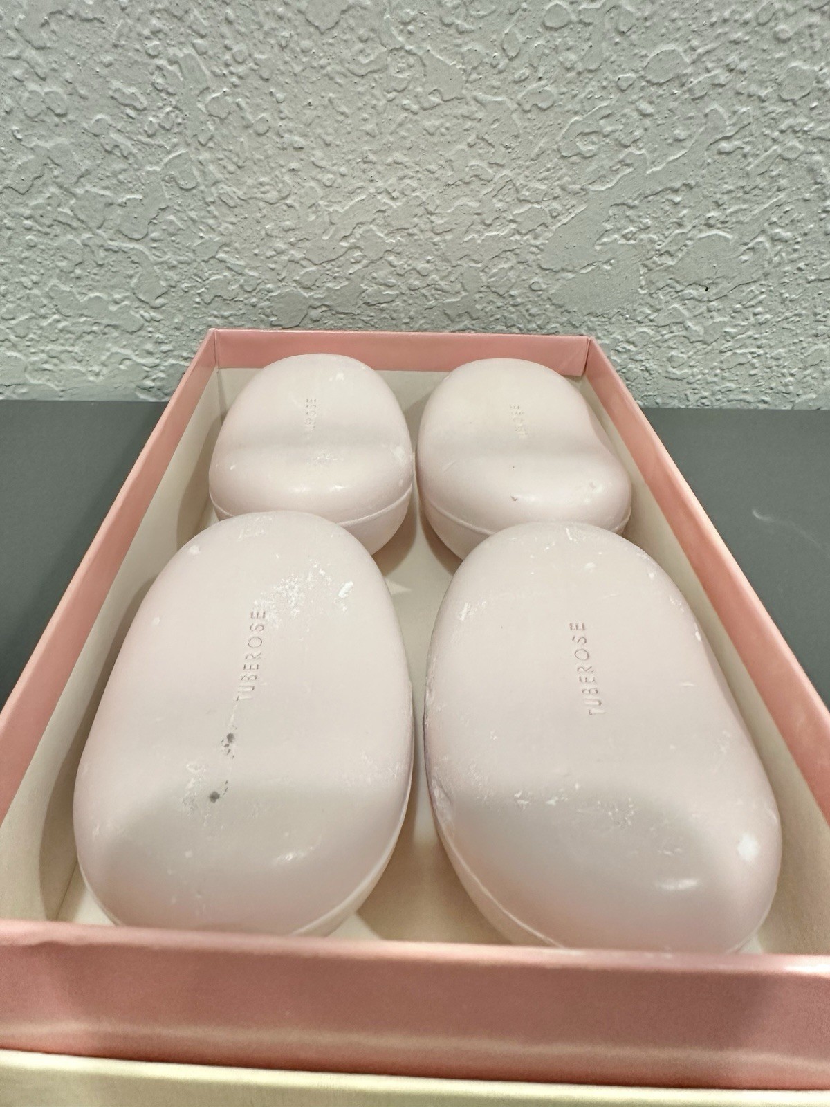 VTG Neiman Marcus Tuberose Bath Soap Box Set – 4 Count Total 24oz/680g Read