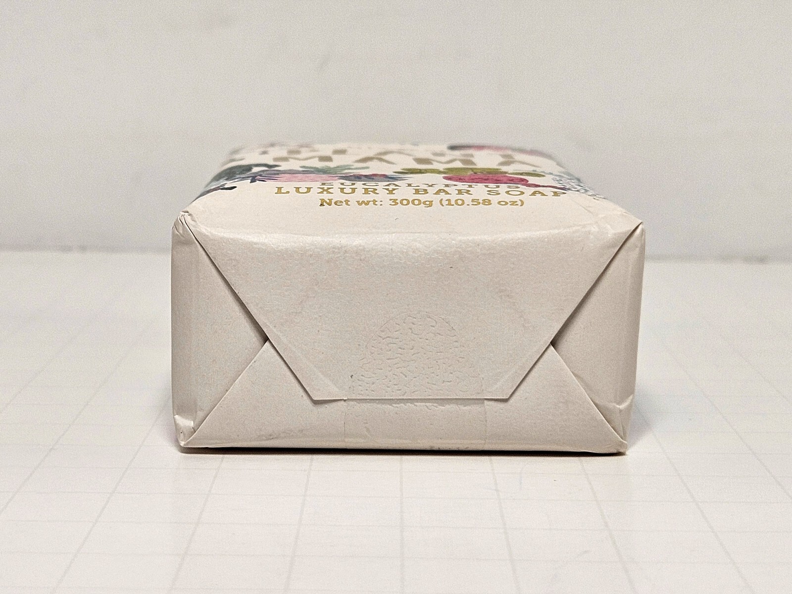 Mia & Co Plant Mama Eucalyptus Luxury Jumbo Bar Soap 10.6 Oz