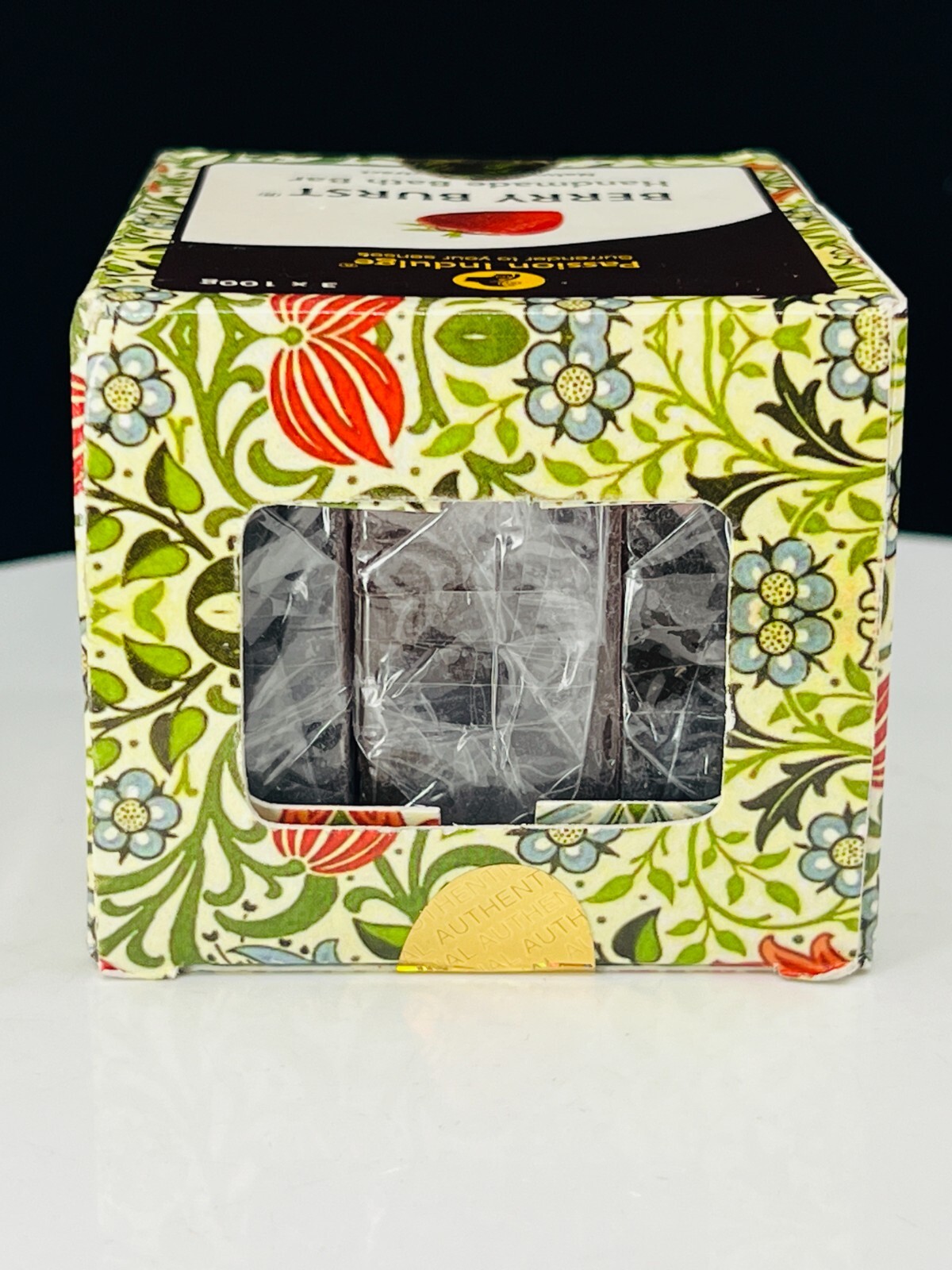 Passion Indulge Berry Burst Handmade Bath Bar Pack of 3*100g NIB