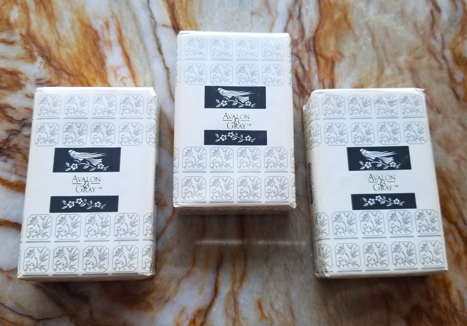 AVALON & GRAY bar soap ~ 3 x 2 oz ea