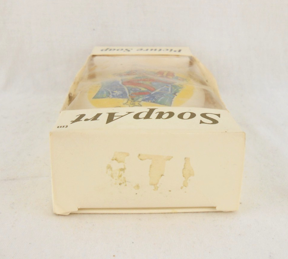 Lasting Impressions Soap Art 3.0 oz Picture Soap Bath Bar Christmas Tree Design