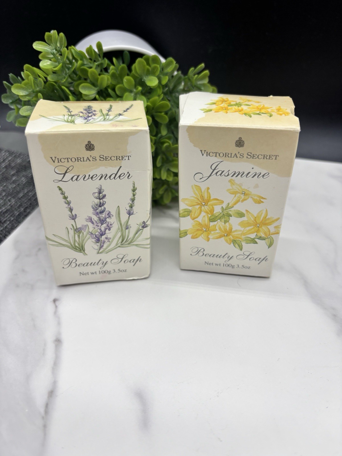 2 Vintage Victorias Secret Beauty Soaps Lavender & Jasmine READ