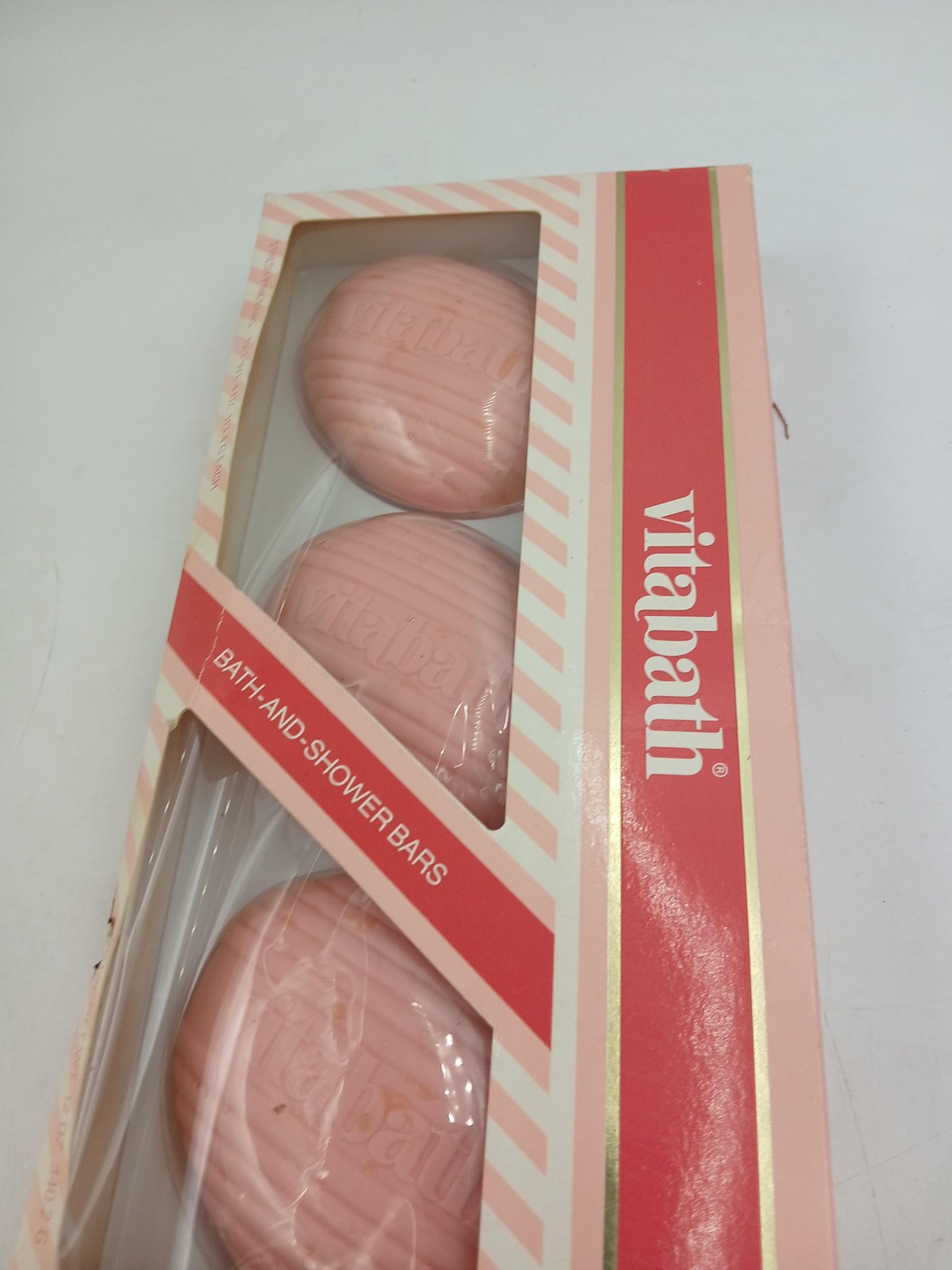 VTG Vitabath Fresh Pink Bath & Shower Bars 12oz 3 Pack Soap + Buf-Puf Sponge Set