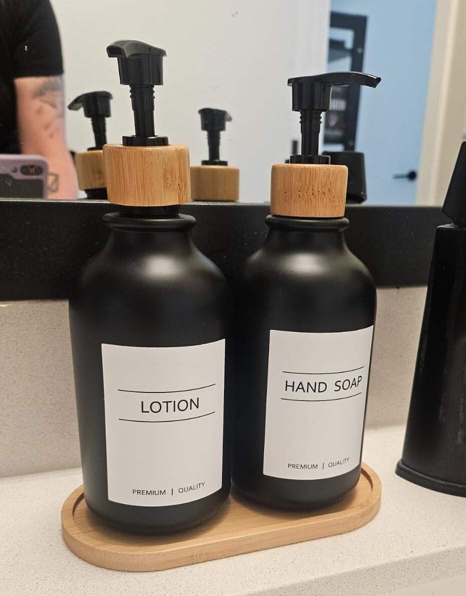 Black Soap Dispenser, Hand with Bamboo ,16 Oz 2 Pack 3.15″L x 3.15″W x 8.25″H