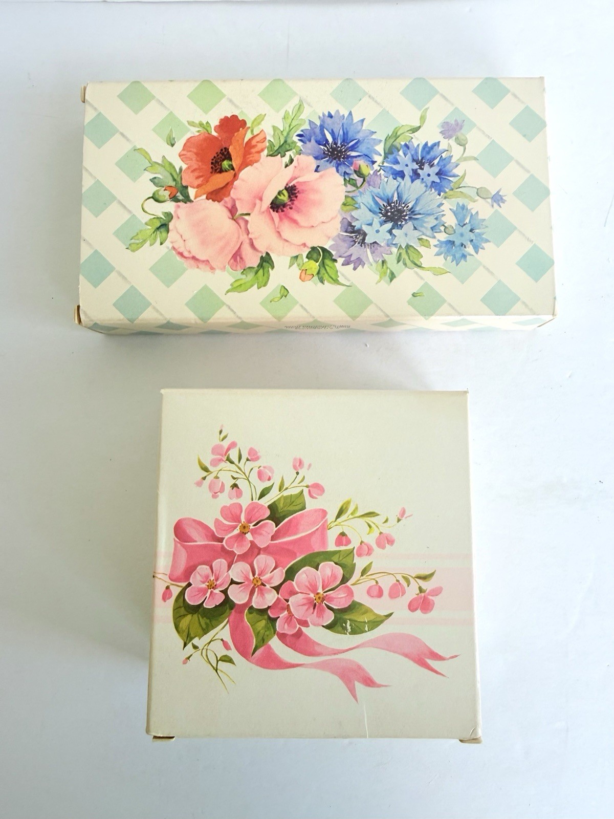 Vintage Avon Soaps Lot – Nesting Heart love Soaps & 2 Garden Floral Soaps – NEW