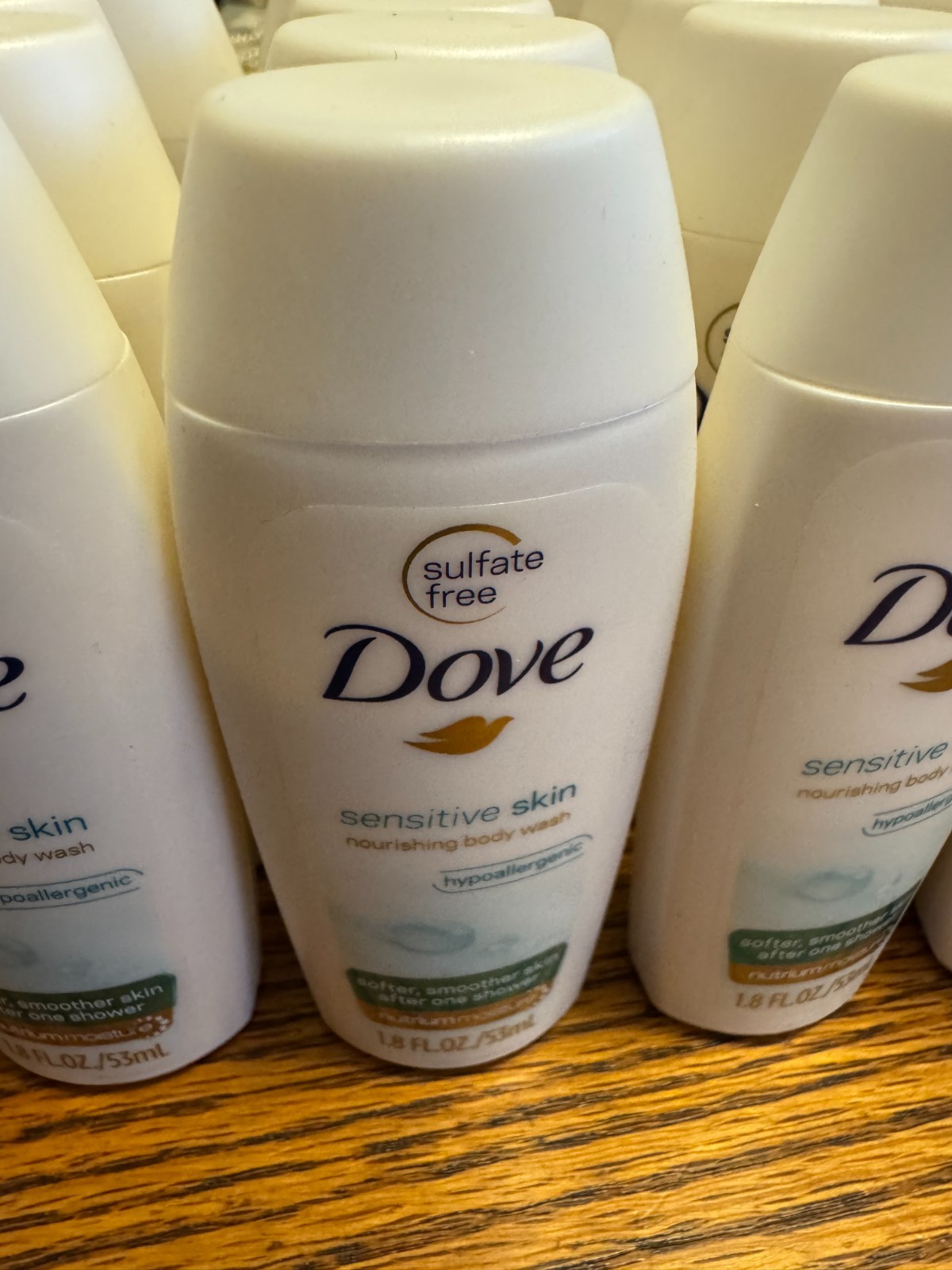 25 Dove Sensitive Skin Nutrium Moisture Body Wash 1.8oz Hypoallergenic New
