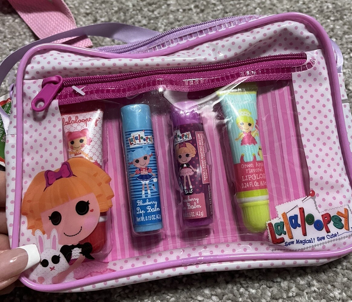 Lalaloopsy Cosmetic Set Includes Lip Balms /gloss Cosmetic bag New