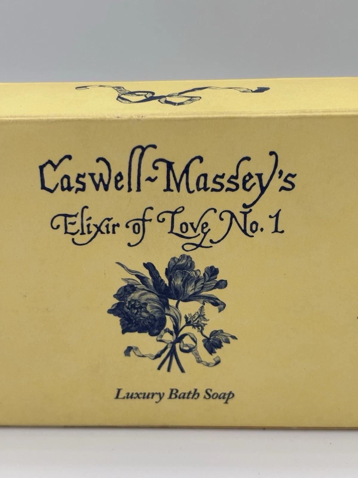Caswell Massey Elixir of Love No. 1 Luxury Bath Soap 3 Bars 3.5 oz Each Gift NEW
