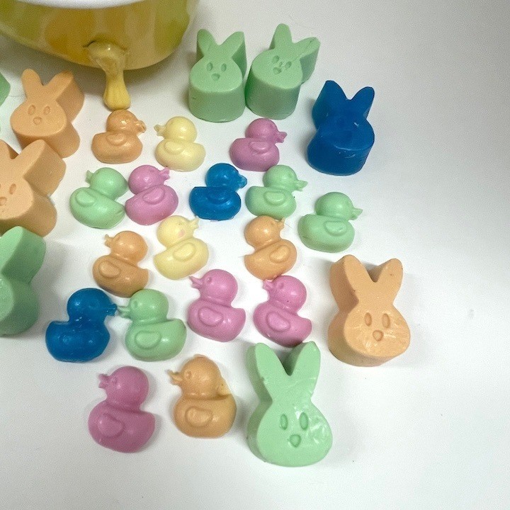 Whimsical Drinking Frog Soap Dish Planter with 45 Handcrafted Duck & Bunny Soaps