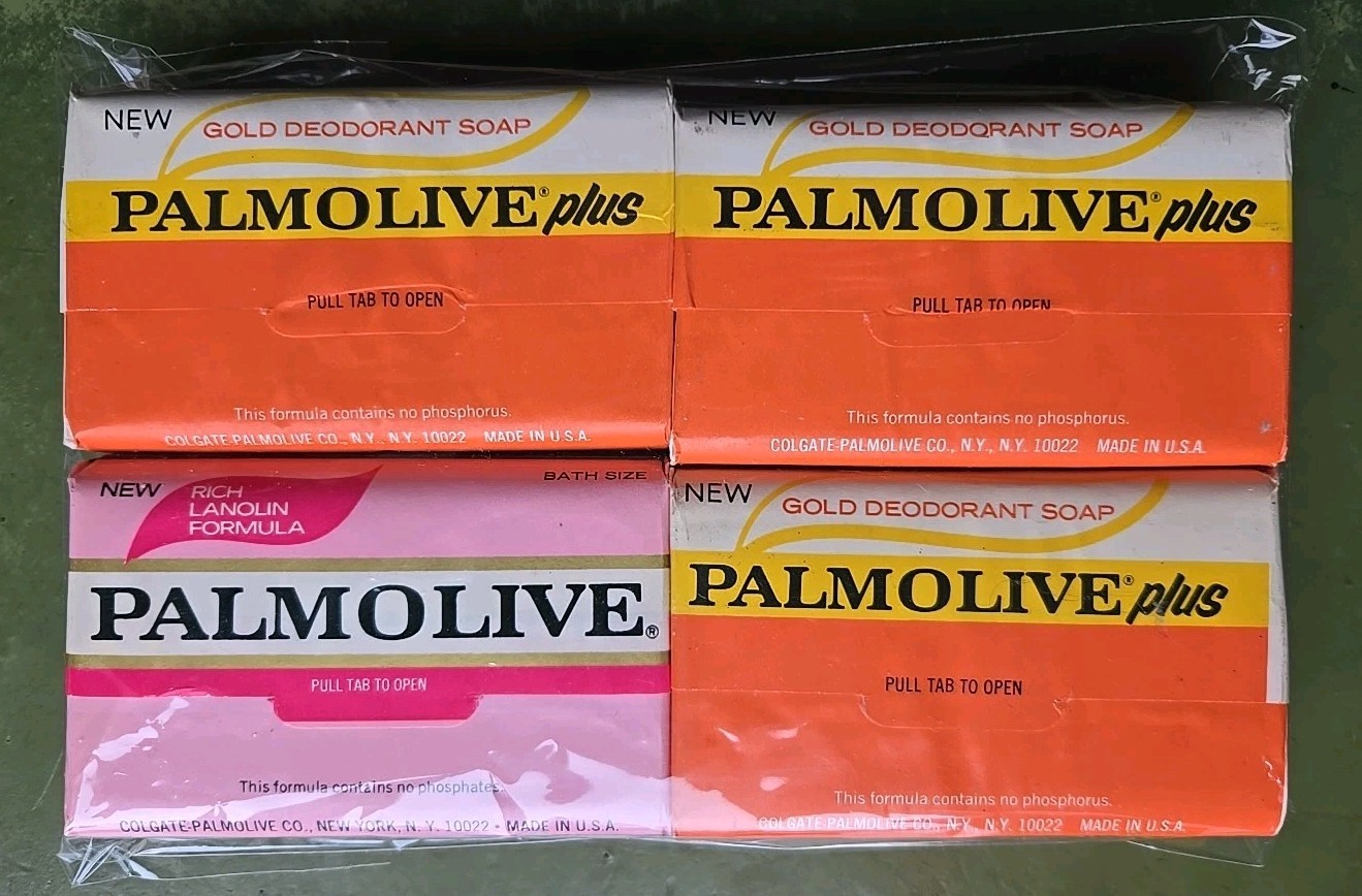VTG Palmolive Plus Gold Deodorant & Pink Soap 5 Oz Bath Size Lot of 4