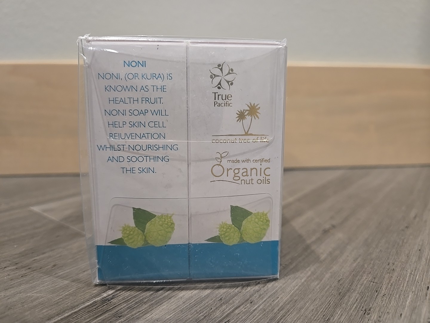 RENIU Handmade Coconut Soap NONI Infusion by PURE FIJI 6 Pack New/Sealed