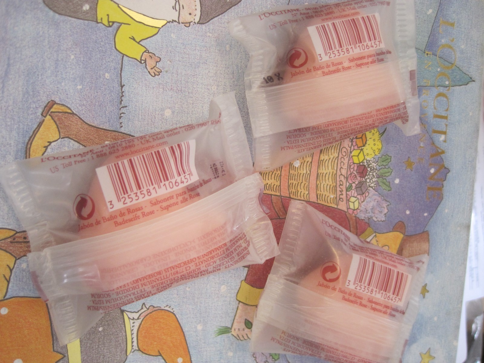 L OCCITANE ROSES des REINES HEART SHAPE BATH SOAP X 3~SEALED IN PACKAGE 1oz each