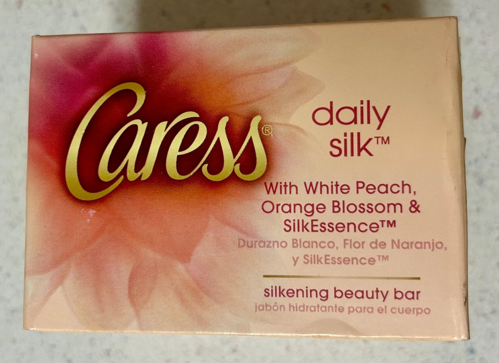 Caress Daily Silk White Peach & Silky Orange Blossom Beauty 4oz 22 Bar Soap