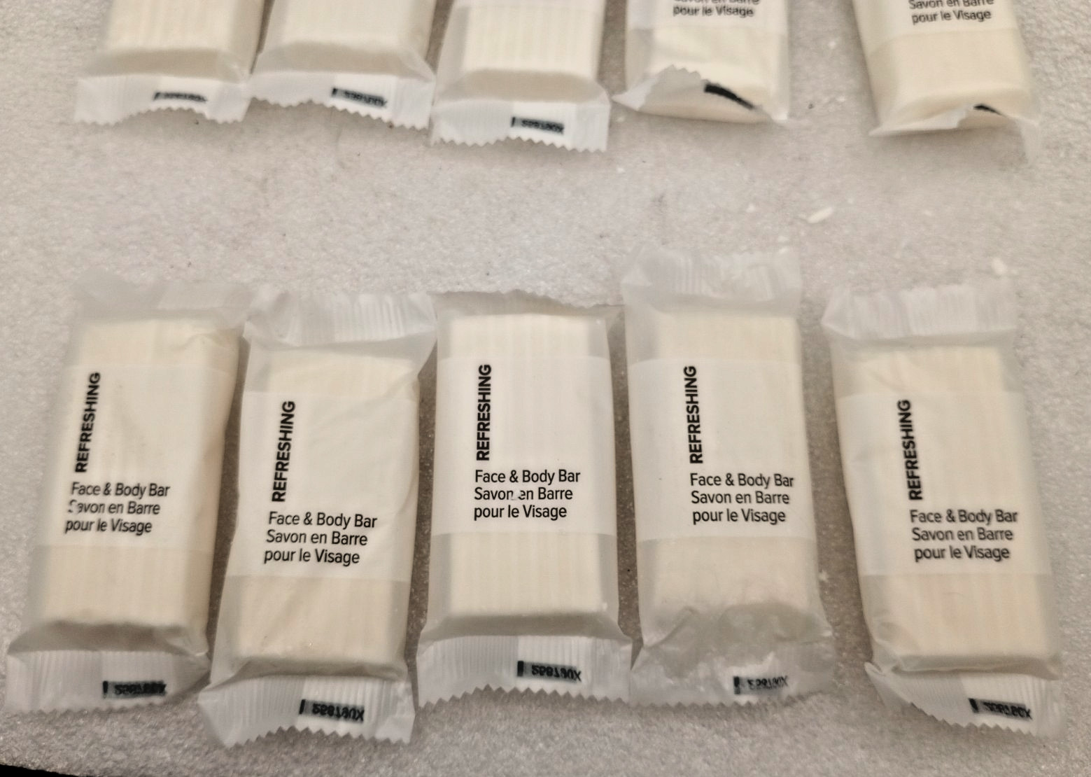 (Lot of 50) Refreshing Face & Body Soap Unisex – 0.6 Oz Each Bar.
