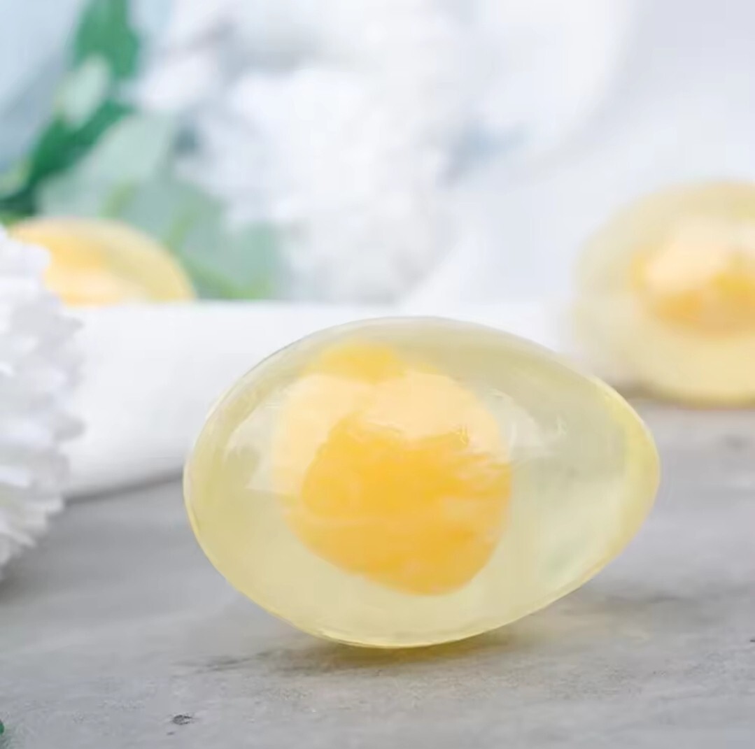 COLLAGEN WHITENING EGG SOAP. 100% ORIGINAL. 1pc