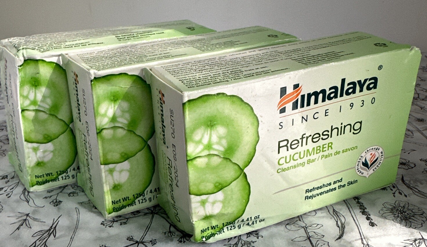Himalaya Refreshing Cucumber Cleansing Bar