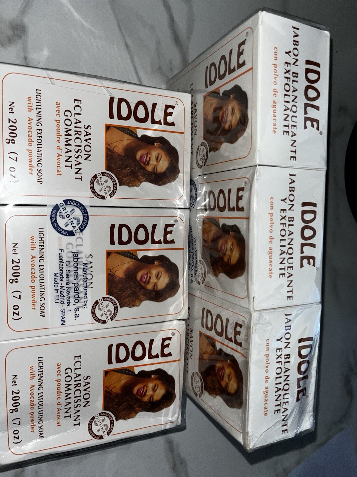 3 bar IDOLE Lightening Exfoliating Soap Bar with Avocado Powder, 7 oz