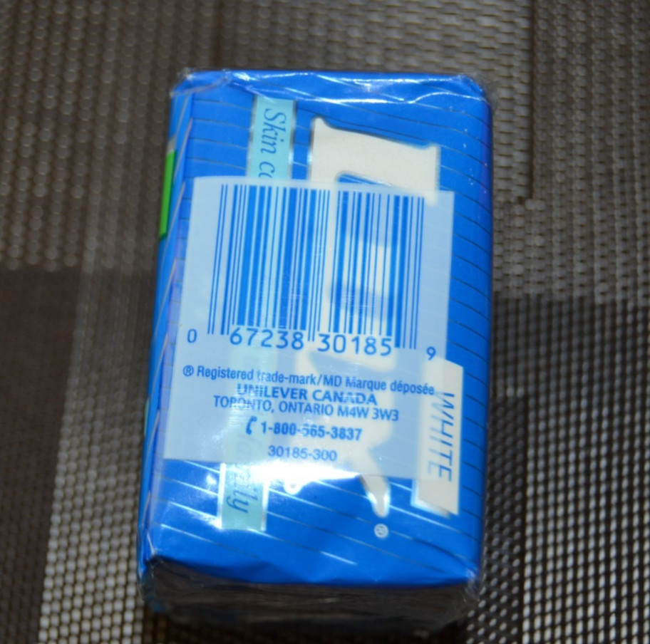 Vtg LUX Soap 90g 6 Bars White Unilever Canada Blue Stripe Paper Wrap NOS 2 x 3