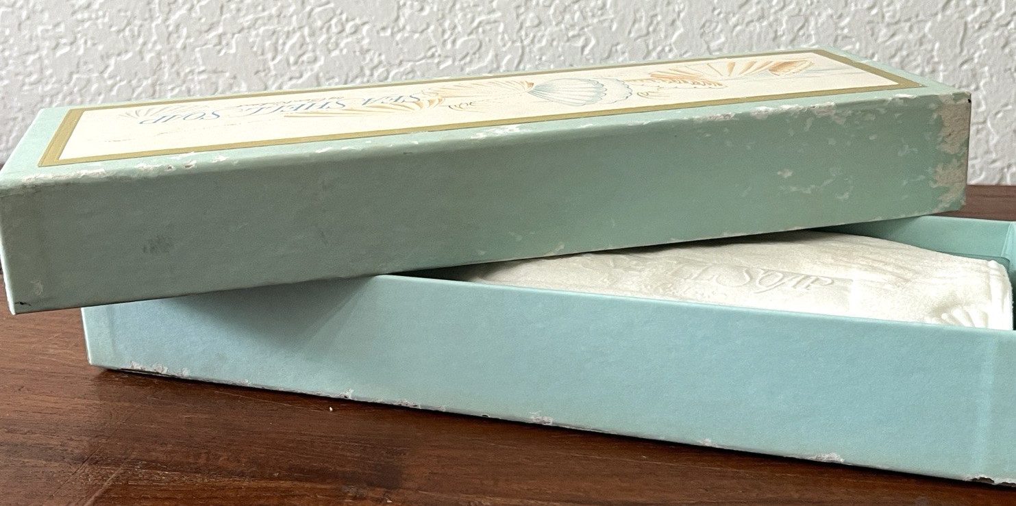 Vintage Blue Sea Shell Soap Ben Rickert Coastal Beach House Soap Set READ DESC