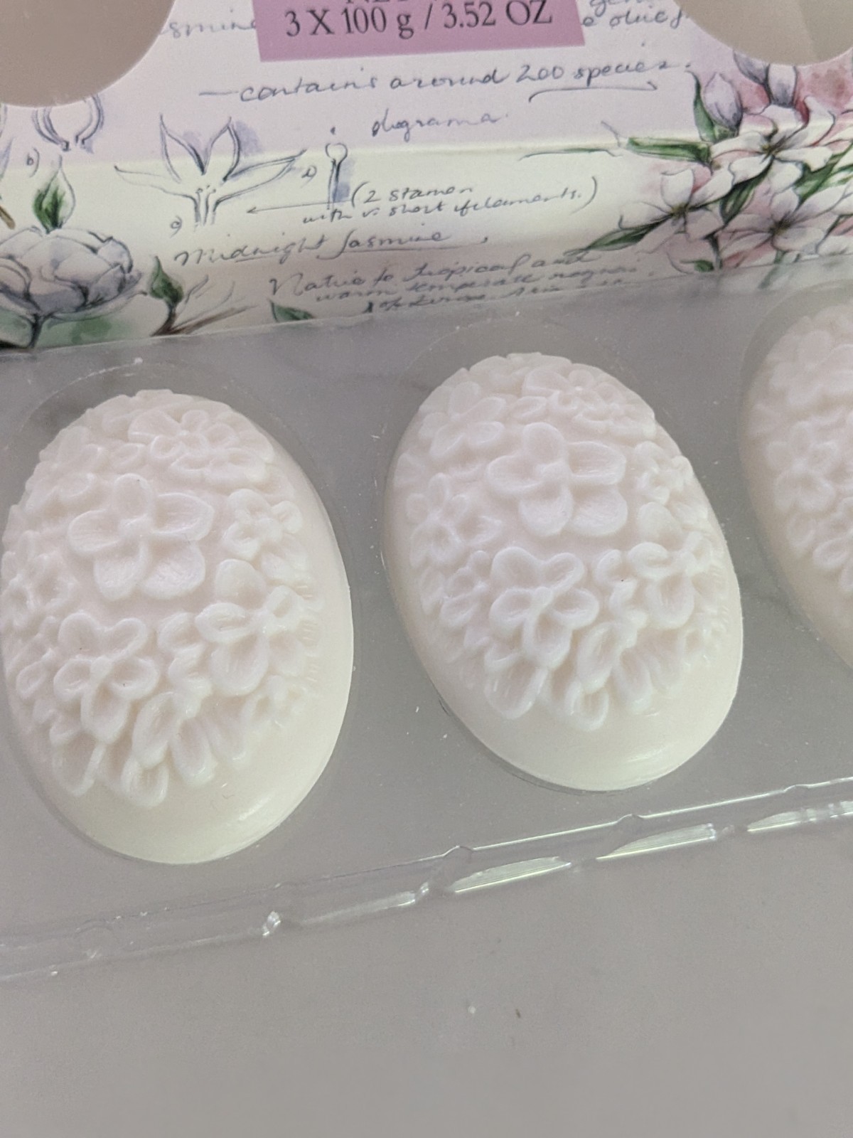 Asquith & Somerset White Jasmine Luxury Soap Bar Set Embossed 3.52oz x3