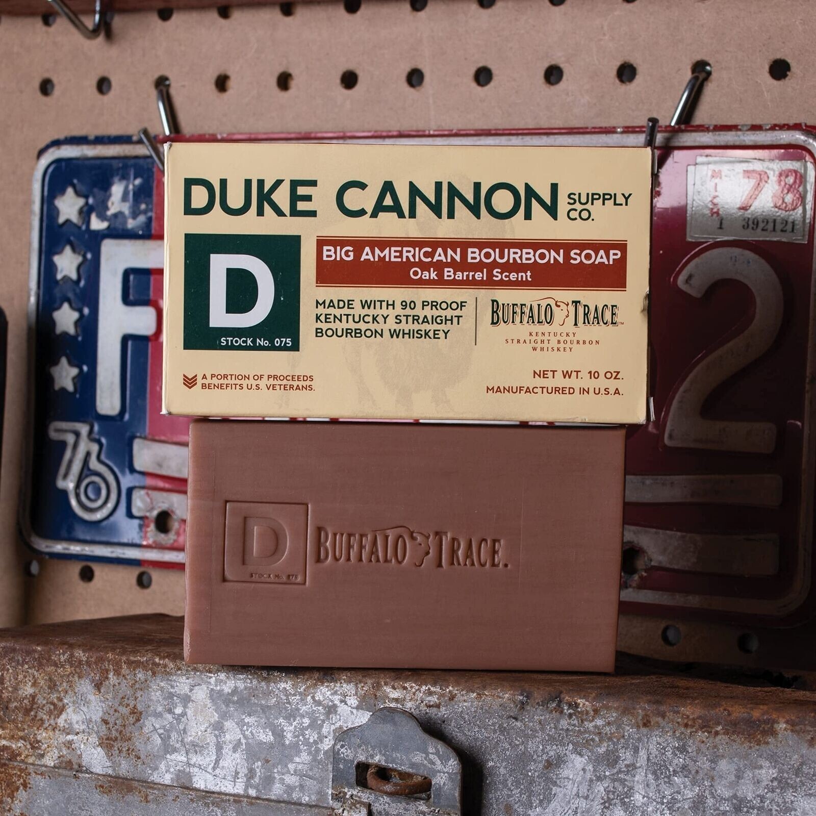 Duke Cannon Big American Buffalo Trace Bourbon Soap Men 10oz Benefits Vets Lot 4
