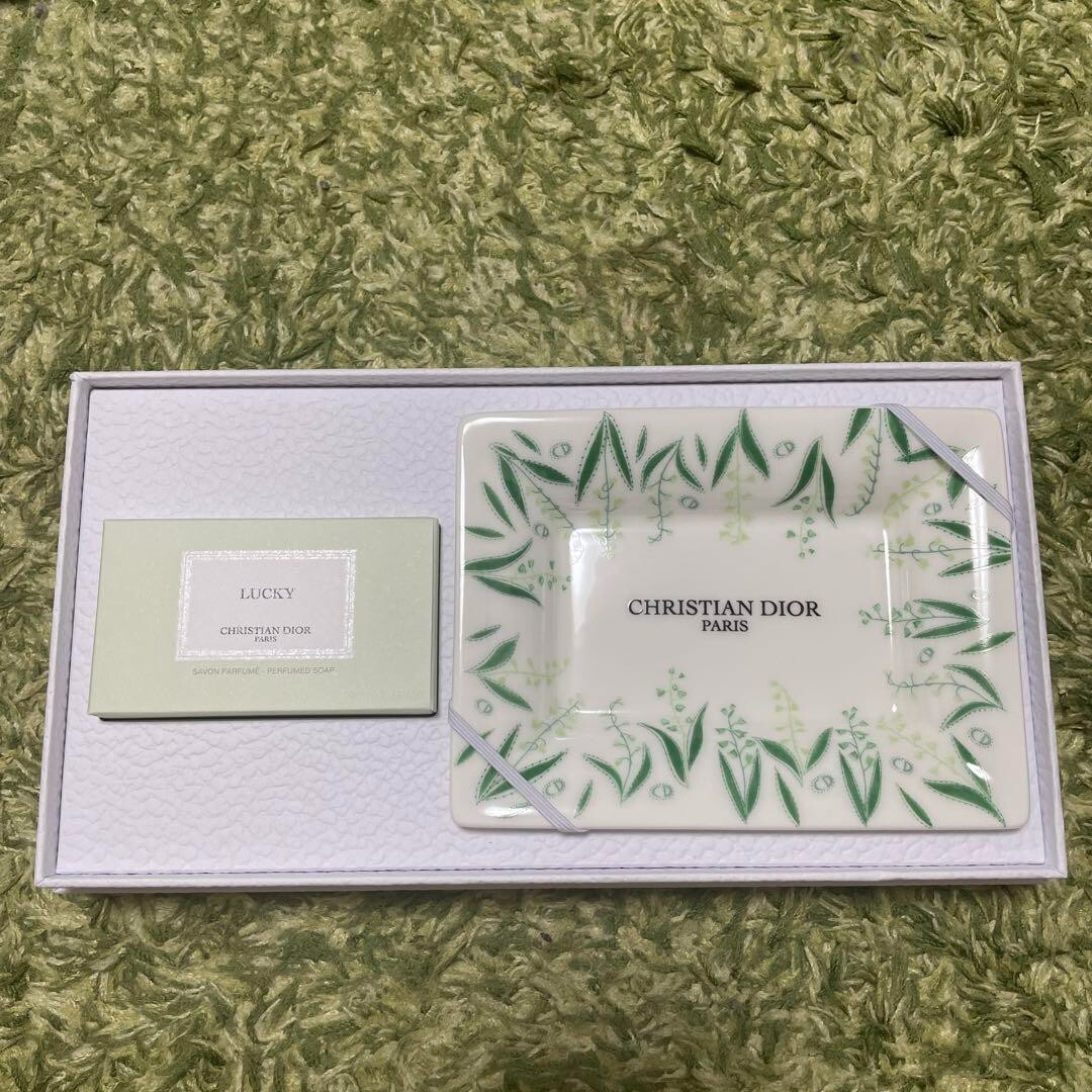 Christian Dior Maison Lucky soap set Soap & Soap Dish Tray Flower Ceramics gift
