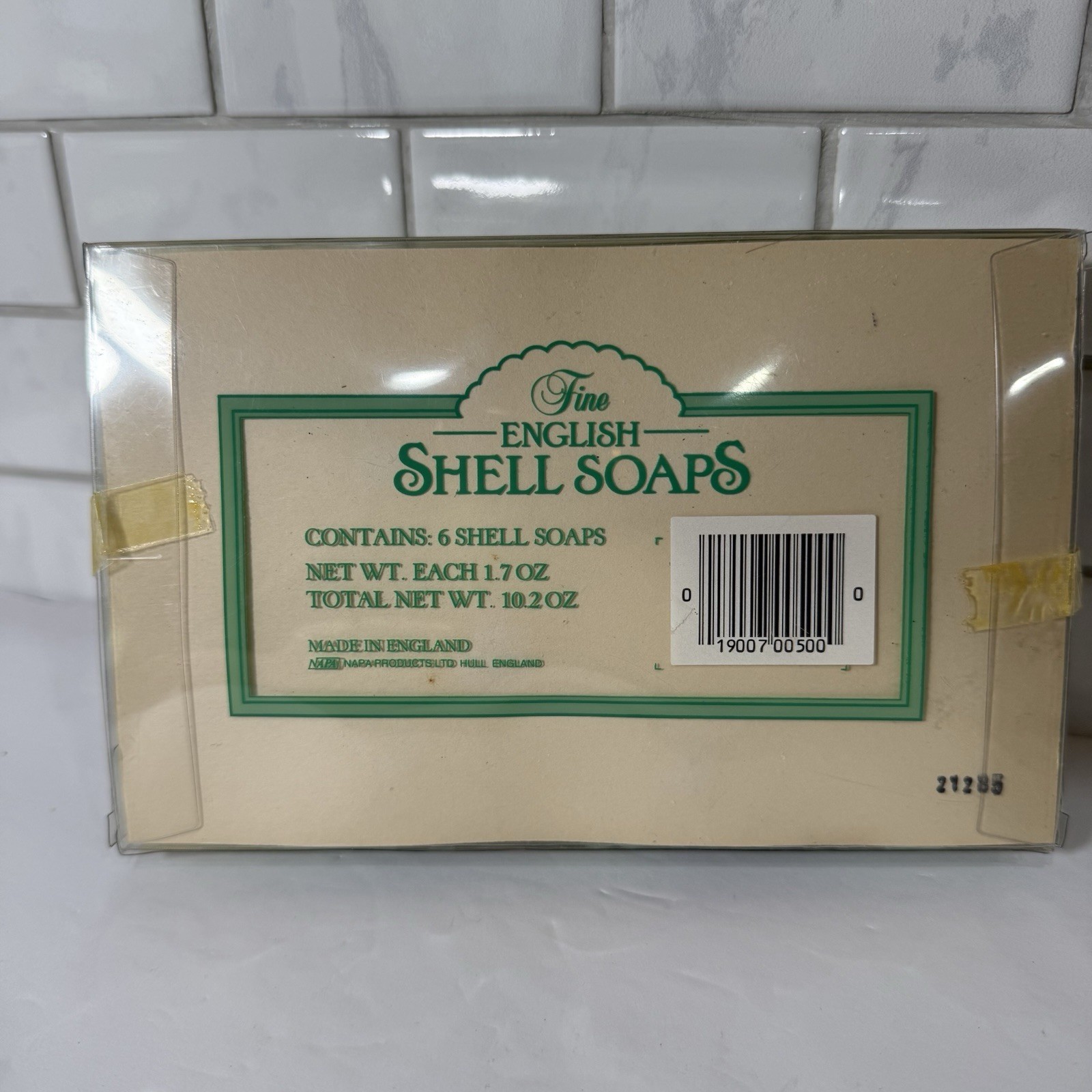 NIP Vintage FINE ENGLISH SEA SHELL SOAPS Set of 6 Teal England Beach Guest Movie