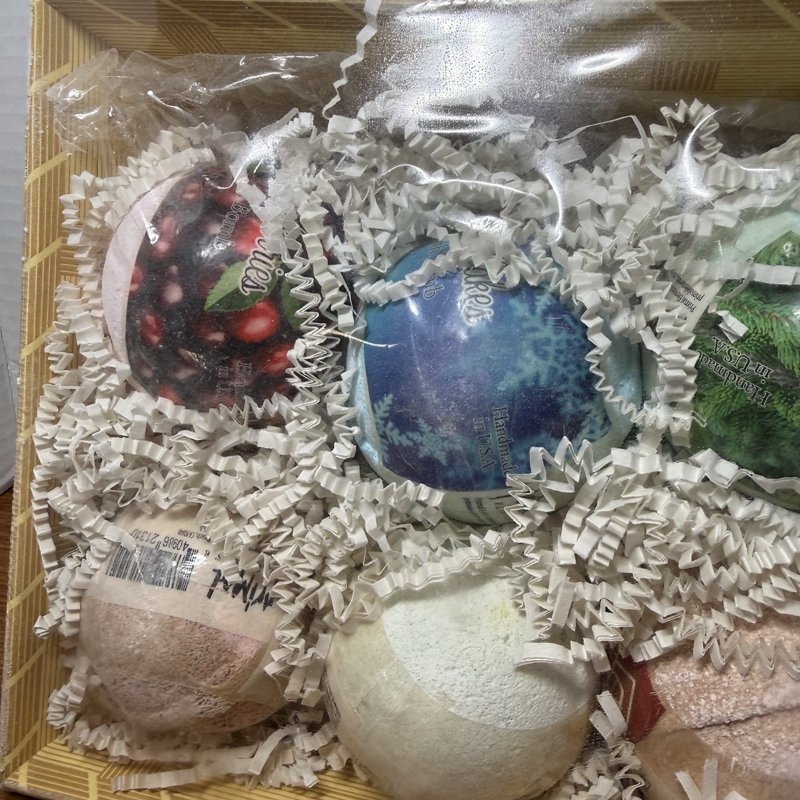PRIMAL ELEMENTS GLYCERIN HANDMADE ARTISINAL BAR SOAP & Bathbombs Gift Set