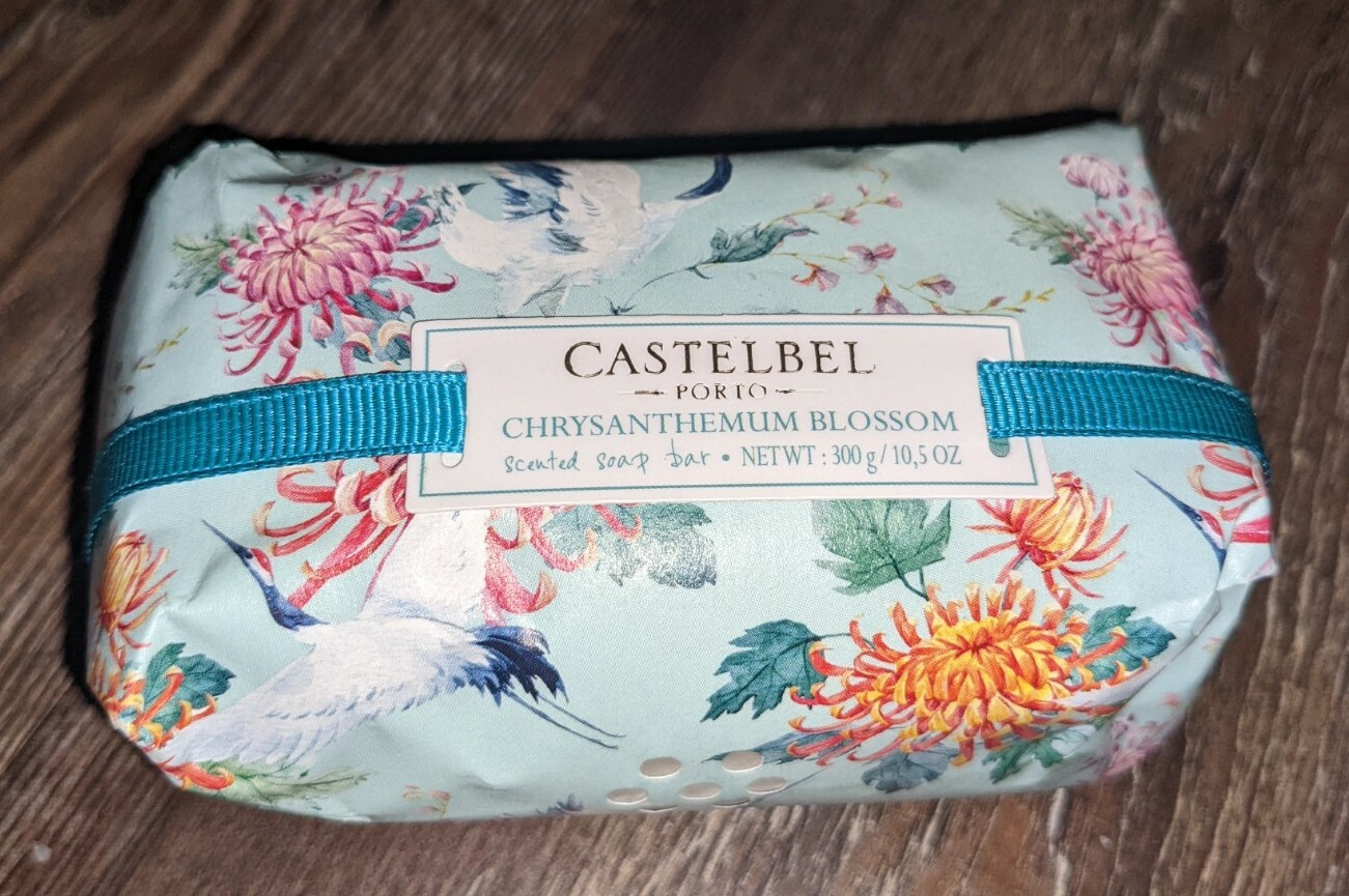 Castelbel Porto Chrysanthemum Blossom scented soap bar 10.5 oz